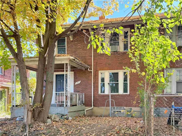 359 Pennsylvania Ave, Clairton, PA 15025