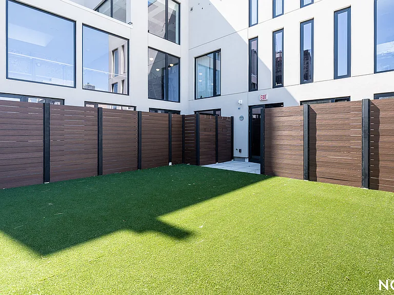 303 Wythe Ave #202 — Photo 4