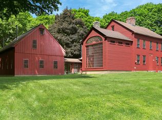 807 Ridgefield Rd, Wilton, CT 06897