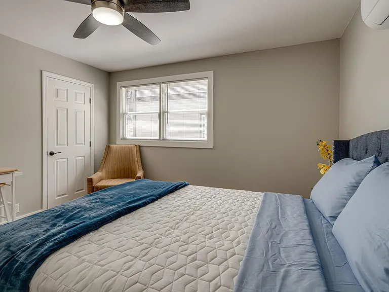 1214 Pennock Ave #1 — Photo 19