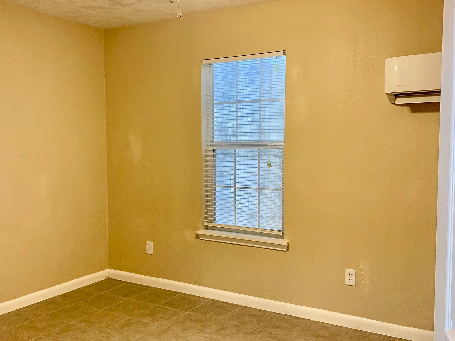1 bed, 450 sqft, $885 — Photo 3