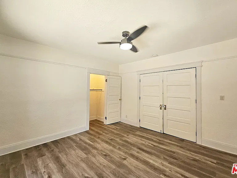 648 N Heliotrope Dr — Photo 13