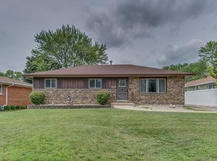 948 N Sumner St, Addison, IL 60101