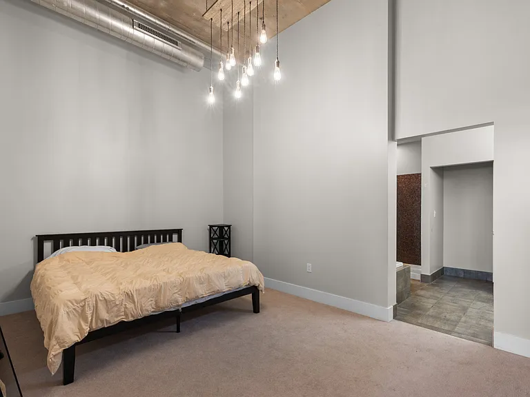 4100 Forest Park Ave #507 — Photo 12