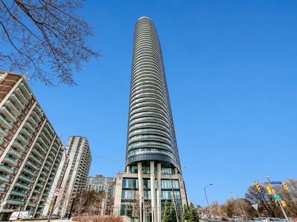 585 Bloor St E #1320, Toronto, ON M4W 0B3