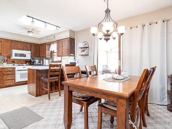 4th image of 5078 Ashdale Ln