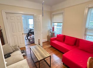154 Walnut St #1, Somerville, MA 02145