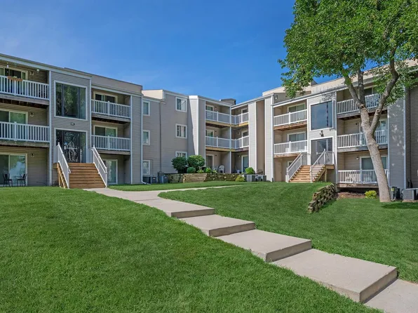 Grover Square Apartments