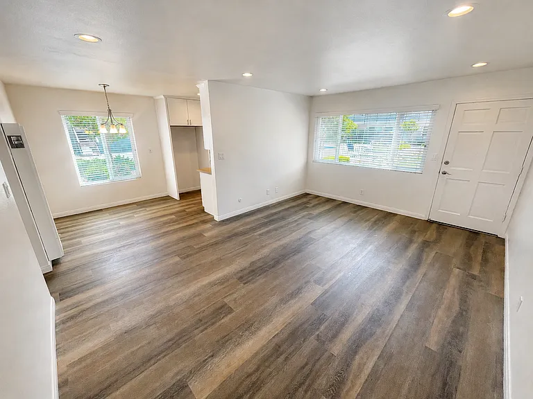 Casa Madrid Apartments — Photo 4