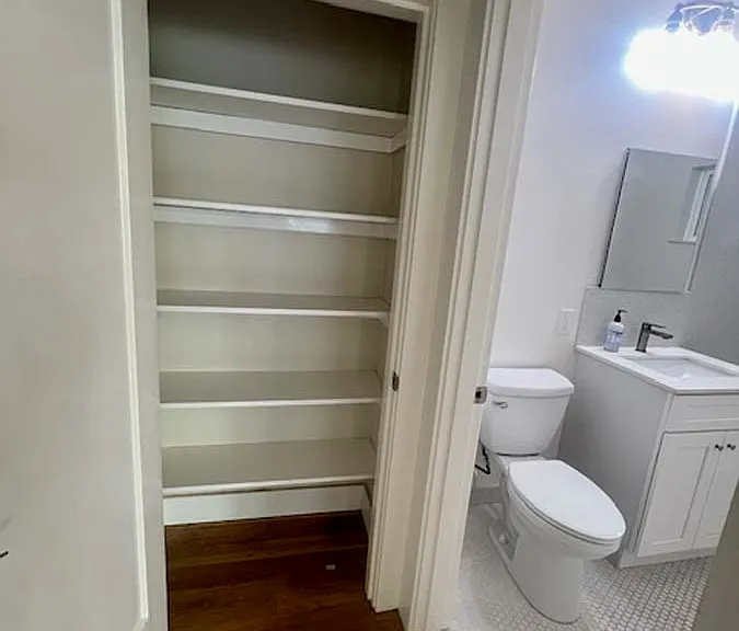 573 Wesley Ave #4 — Photo 23