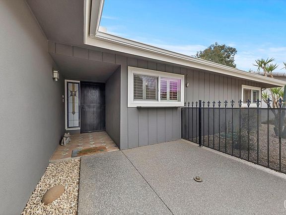 4th image of 4009 Darwin Ave