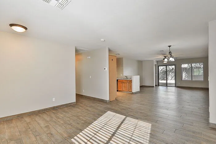 17420 W Calavar Rd — Photo 4