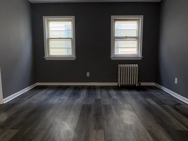329 Ashton Ave #L2 — Photo 3
