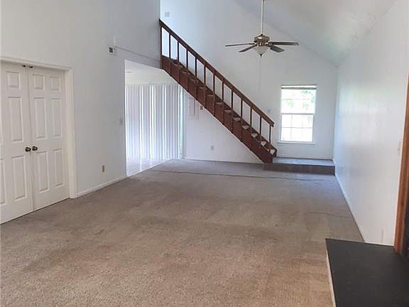 3rd image of 3527 Davies Ct