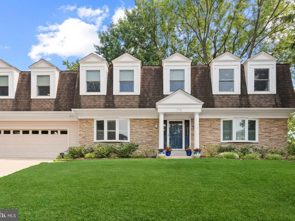 1731 Friar Ct, Crofton, MD 21114