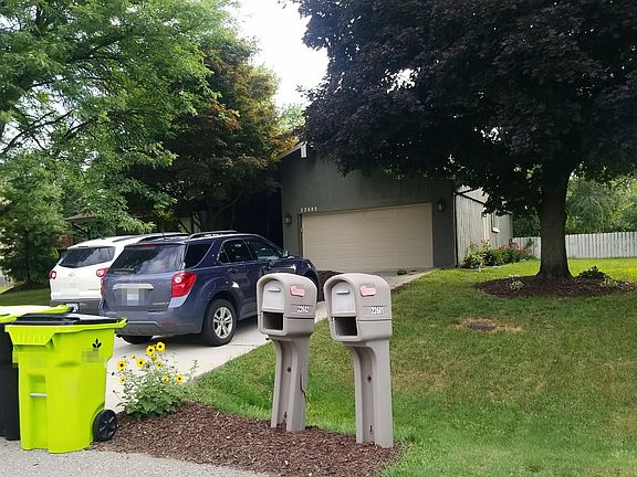 2nd image of 22682 Heatherwoode Dr