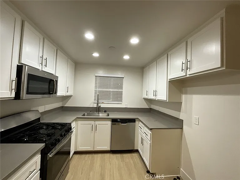 5401 E Anaheim Rd #104 — Photo 6