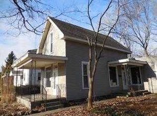 916 Jefferson St, Rochester, IN 46975