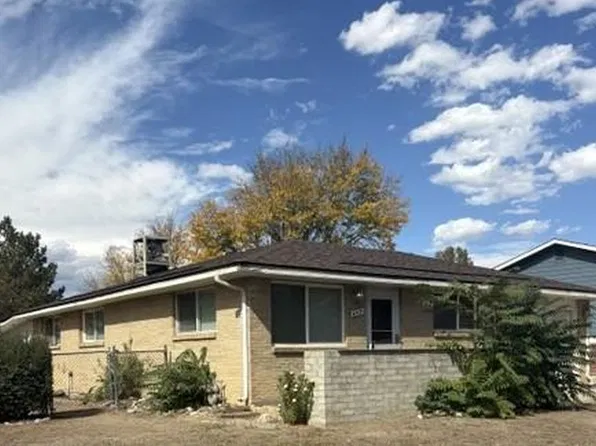 445 Dickson St, Longmont, CO 80504