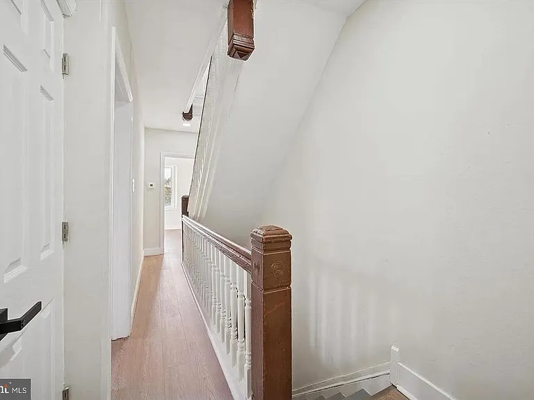75 E High St #1 — Photo 3