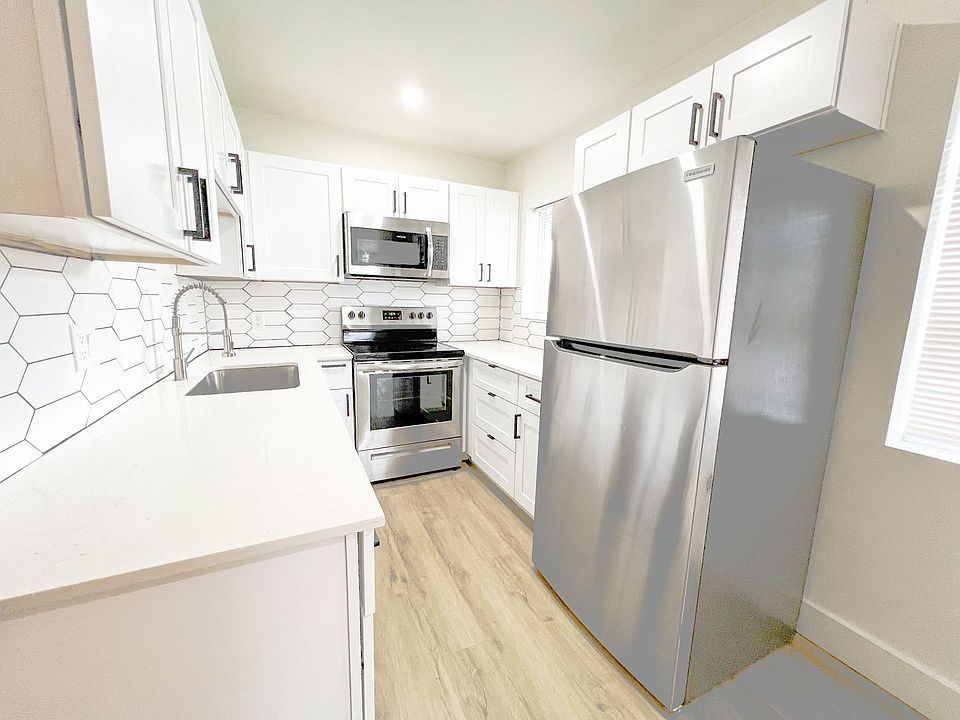 1st image of 2921 N 38th St #2927-5