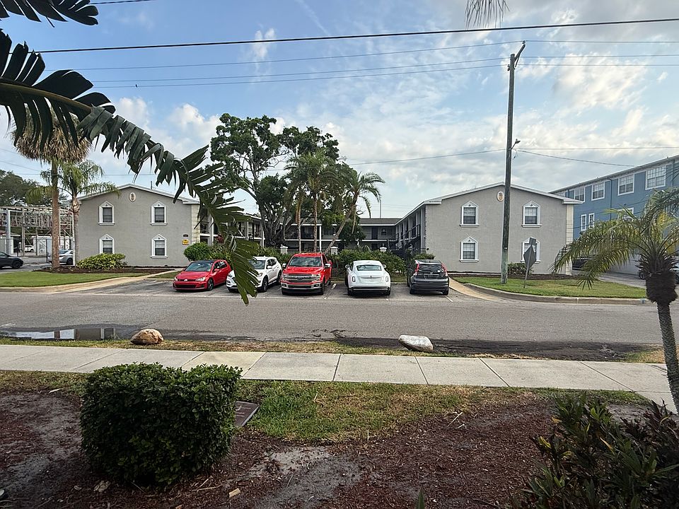 1st image of 3119 W Deleon St #11