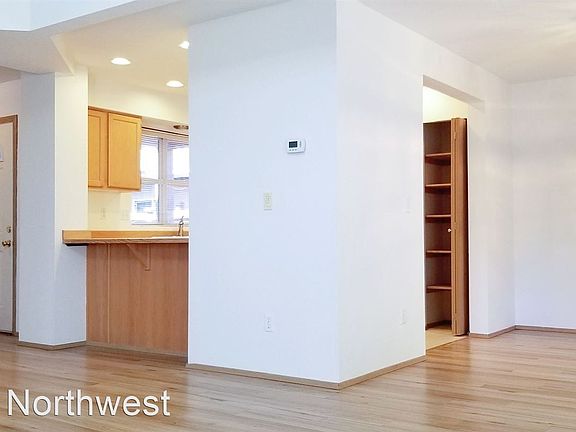 3rd image of 4740 Brillshire Ln SE