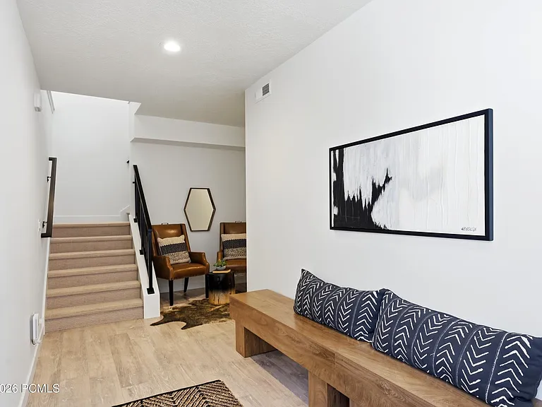 6097 N Brookline Rd — Photo 23