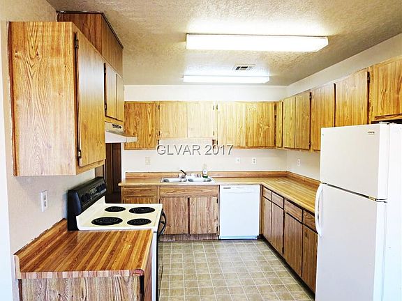 5th image of 1928 Lirio Way APT D