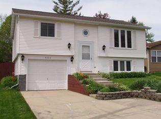 6032 240th Ave, Salem, WI 53168