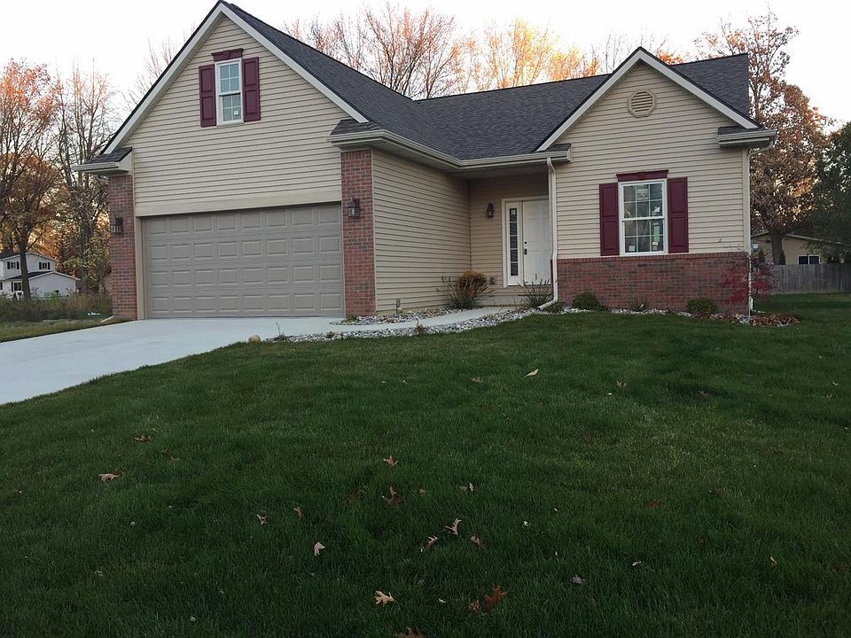 1st image of 11429 Hidden Oaks Dr
