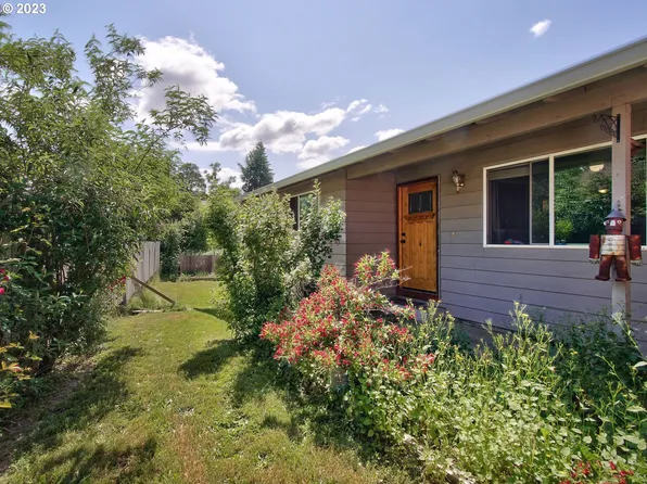 3120 E Main St, Hillsboro, OR 97123