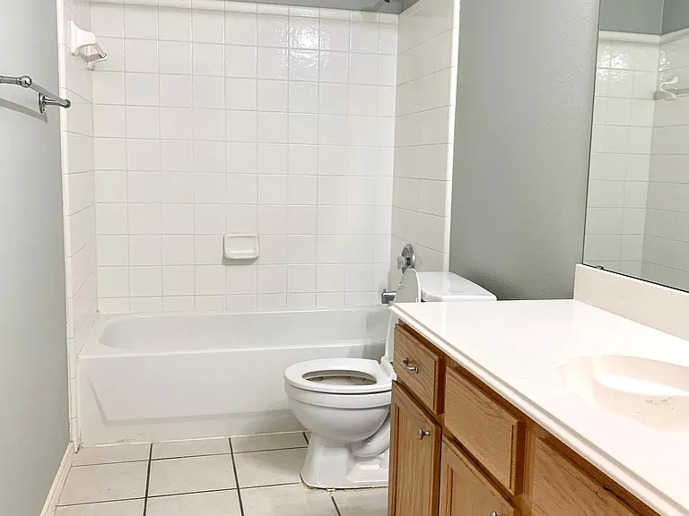 5512 Vineyard Ln — Photo 22