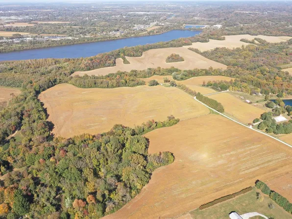 8706 Lakeview Hls, Millstadt, IL 62260