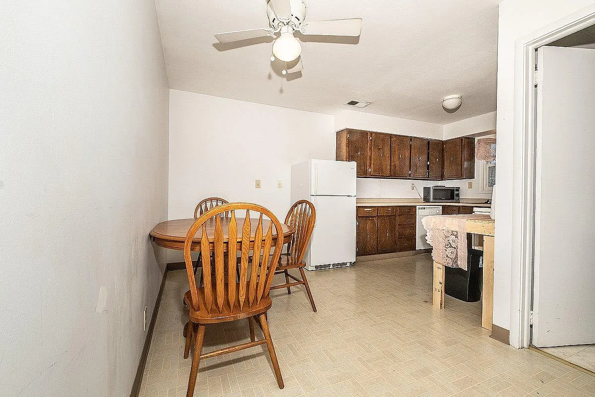 2 bed, $1,500 — Photo 3