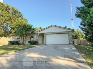 6300 Silver Cliff Ct, Arlington, TX 76016