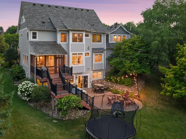11265 Stonemill Farms Curv, Woodbury, MN 55129
