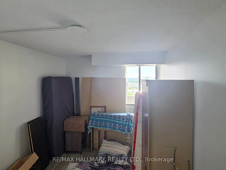 15 Martha Eaton Way #1705 — Photo 20