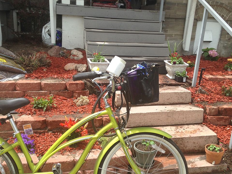 Convenience of walkable/bicycling while having ample storage and 1901 charm