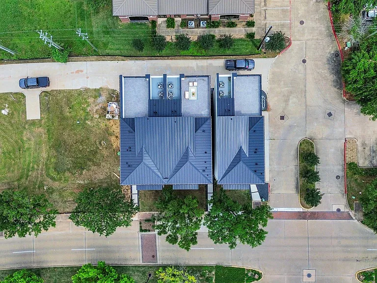 1135 Lake Pointe Pkwy — Photo 43