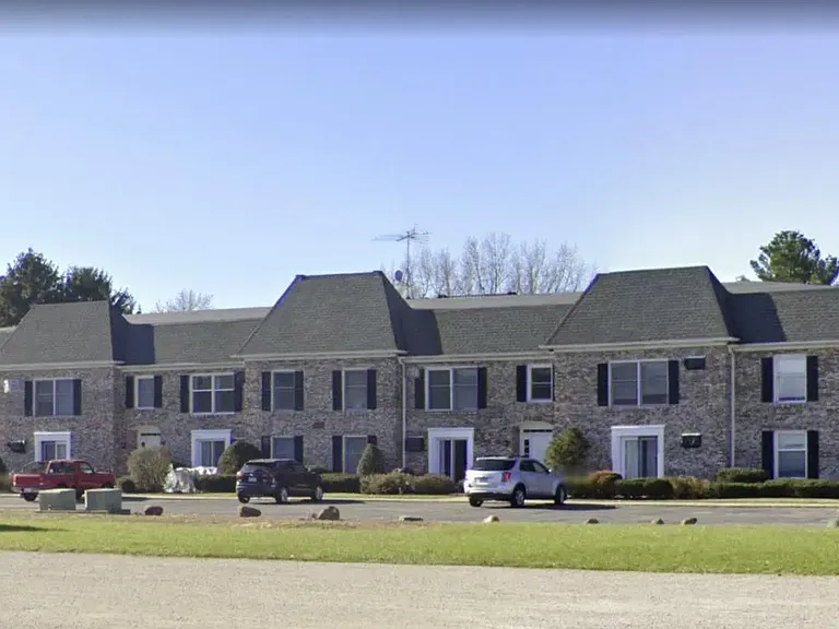 50 W Southmor Rd #14 — Photo 1