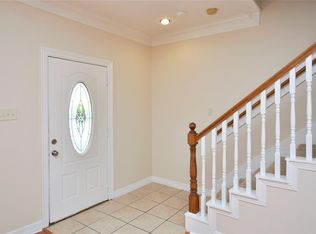 11045 Landswalk Dr APT 104, Houston, TX 77099