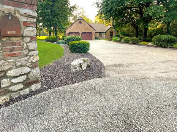 11725 Fairway Circle Dr, Dexter, MO 63841