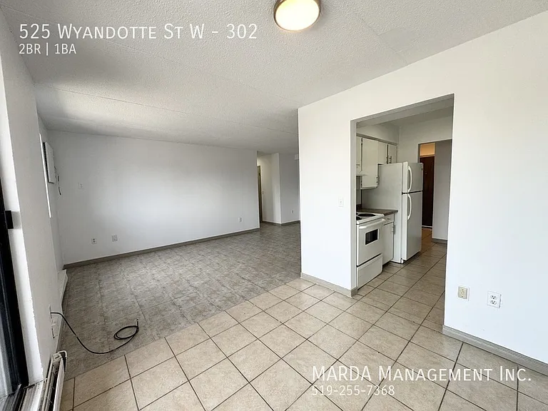 525 Wyandotte St W #302 — Photo 10