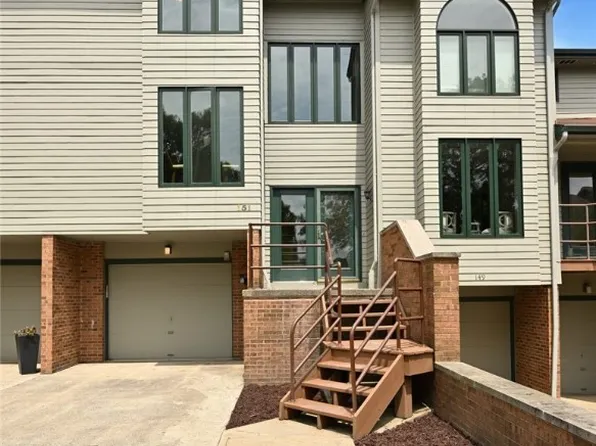 151 Pheasant Run #151, Cleveland, OH 44124