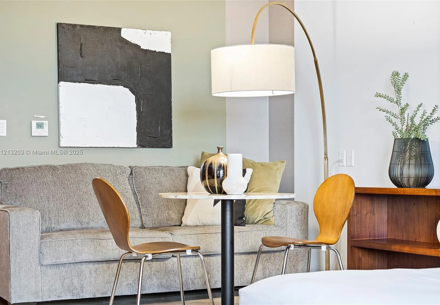 50 Biscayne Condo — Photo 2