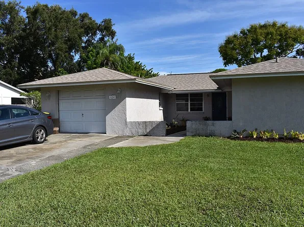 834 E 3rd St, Englewood, FL 34223