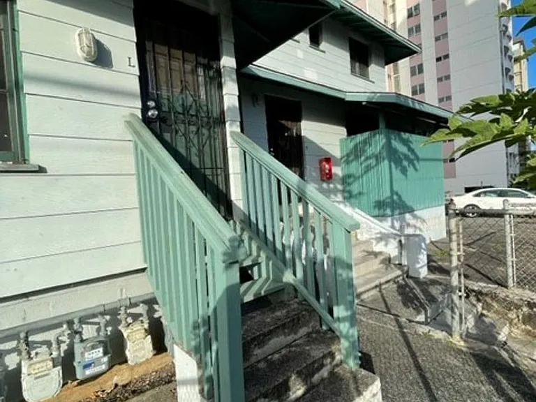 1804 Poki St — Photo 2
