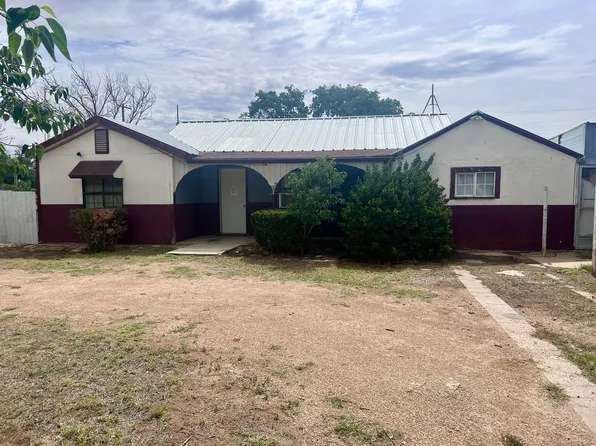 515 SW 6th St, Seminole, TX 79360