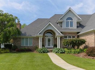 1277 Kensington Dr, Seymour, IN 47274